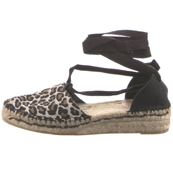 Castañer Canvas Espadrilles like new - Picture 3 of 3